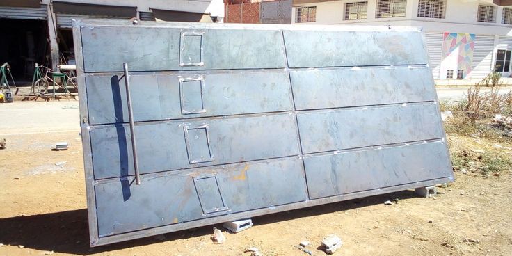 Home 06af09e46e44b64b4736c401c160152f