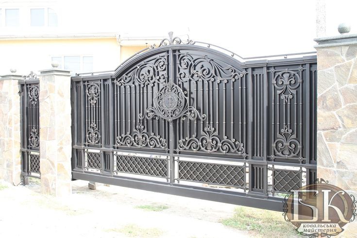 Home 4d1d38a1a5384bad501d87bd32db8c34